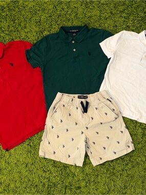 U.S. Polo Assn. Red, Dark Green & White Polo Shirts with Tan Logo-Print Shorts